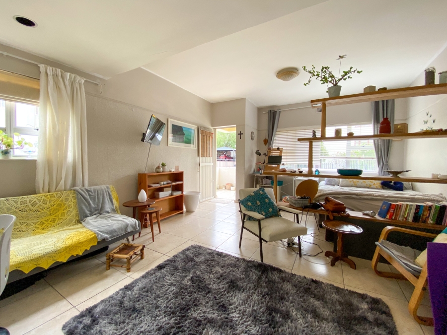 1 Bedroom Property for Sale in Oranjezicht Western Cape